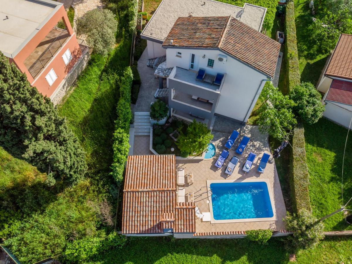 Nature & Sea Holiday Home With Pool Pula Exteriör bild